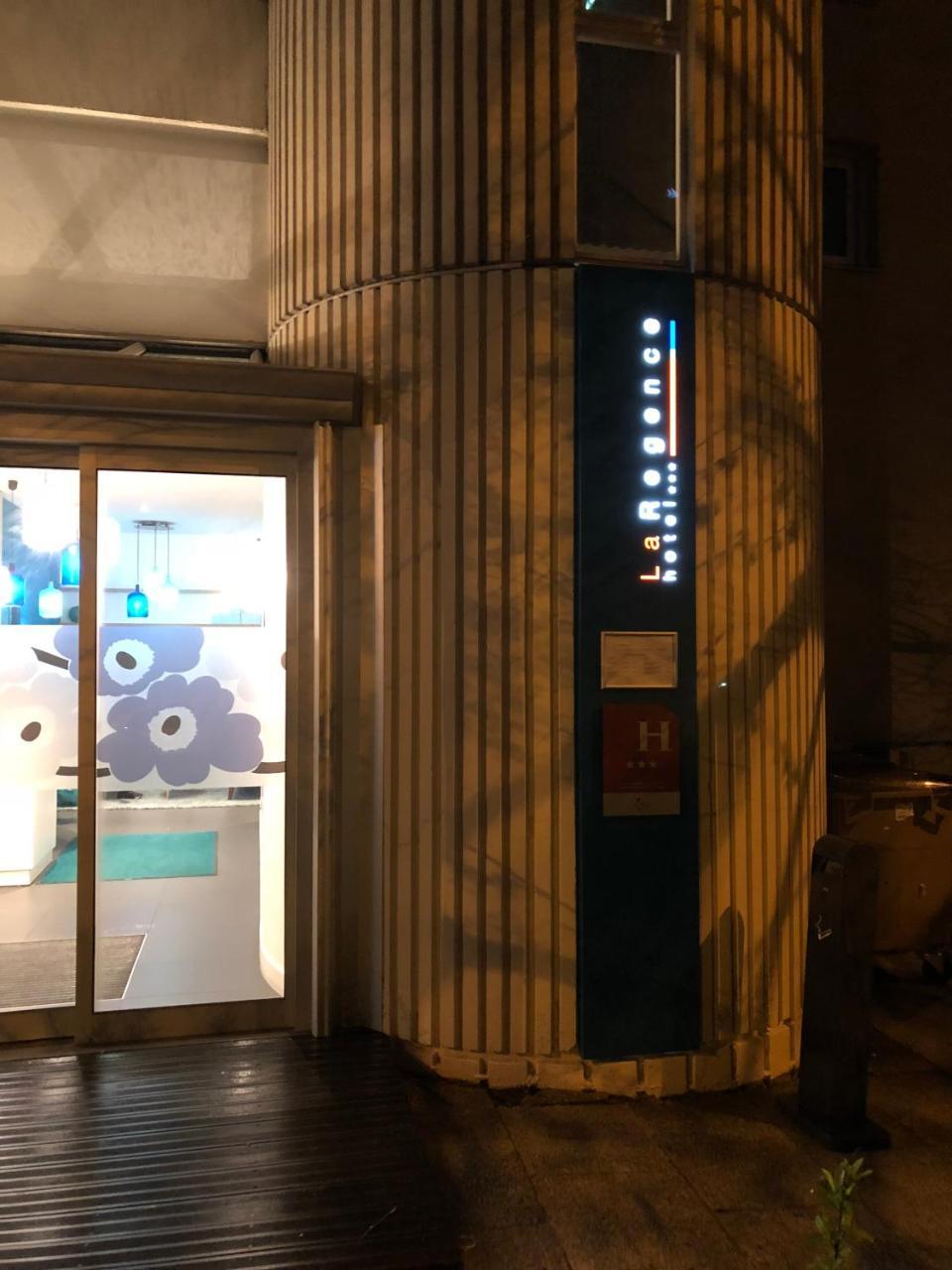 Hotel La Regence Courbevoie Exterior foto